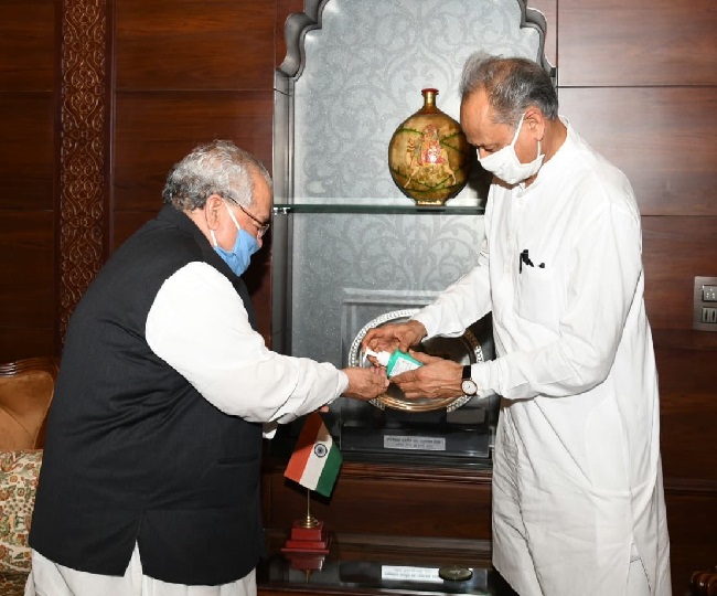 Rajasthan CM Ashok Gehlot likely to call Assembly session next week to showcase strength in House